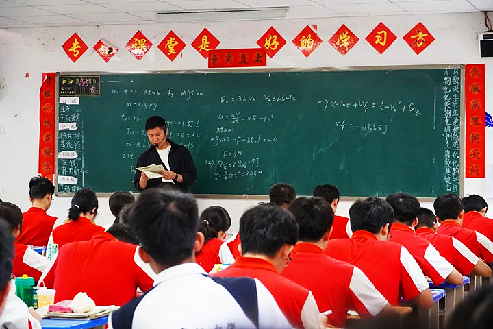 微信图片_20240605160204_副本.jpg