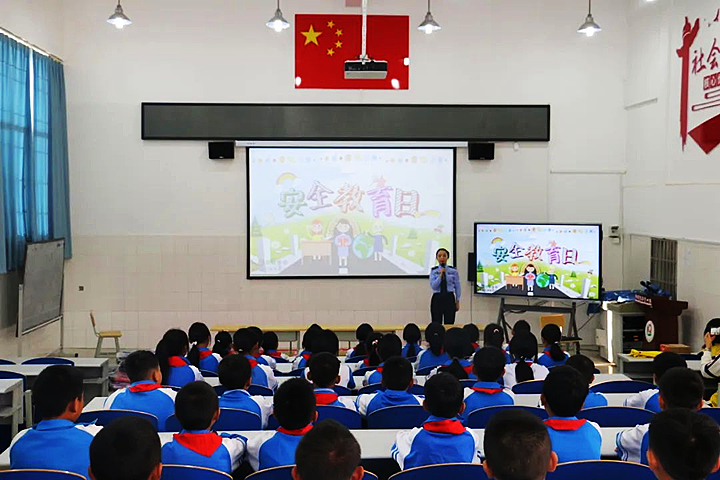 红河州小龙潭监狱各党支部开展“民族团结 同心向党”主题党日活动461_副本.png