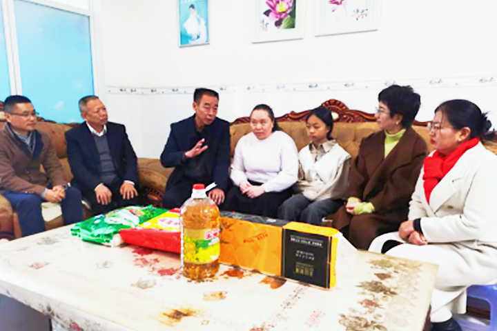 红河州：凝聚慈善爱心  传递社会温暖358_副本.png