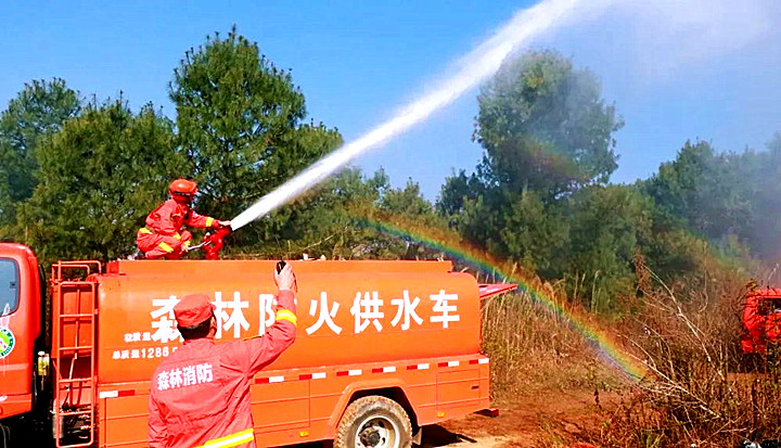 图3、水泵灭火_副本.jpg